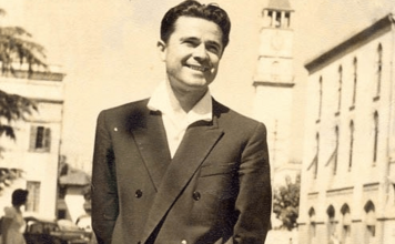 Fatos Arapi: Lamtumirë… fatos arapi