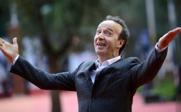 Roberto Benigni: Buzëqesh…edhe nëse bota të shembet nën këmbë! buzëqesh jeta vdekur eshte e bukur la vita e bella