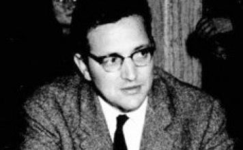 Kam shikimin tand në shpirt dhe melodinë e pavdekshme të gjakut në pasion. Freskia mëngjesore dhe bari i lagun fryjnë zemrën time të zgjueme nga prania jote në të.