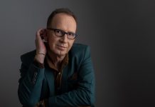 Cikël poetik nga Lulzim Haziri: Ribëhem çdo ditë nga një pikë drite lulëzim haziri