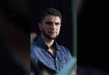 “Në izbë…”, poezi nga Ervin Nezha