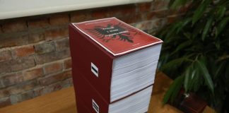 Skënder Gjinushi prezanton kopjen e parë të “Fjalorit të madh të gjuhës shqipe”