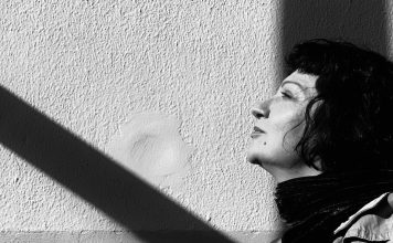 “Vetëm”, poezi nga Rozafa Shpuza