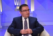 Kultura e komunikimit dhe banaliteti i pasthirrmave