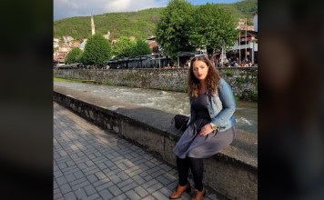 Nexha Reçica: Lutjet për dashuri