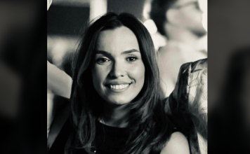 “Prej larg”, poezi nga Ardiana Thaçi