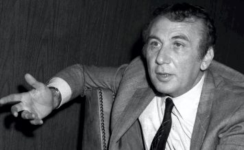 Nizar Kabani: Mbi sytë e tu bota kurdis orën