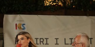 Në Prizren u promovua “Grue prej zjermi”, libri i ri i Donika Dabishevcit