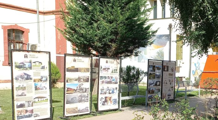 Muzeu i Ferizajt me ekspozitë për mërgimtarët
