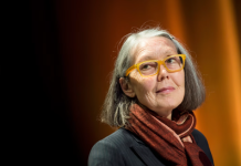 Nji poet – nji poezi: Boshi i ngurtë i humbjes dhe zisë tek “Qyteti i apostujve” nga Anne Carson